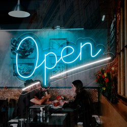 Immagine di Neon Open