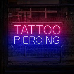 Imagen de Neón "Tattoo Piercing"